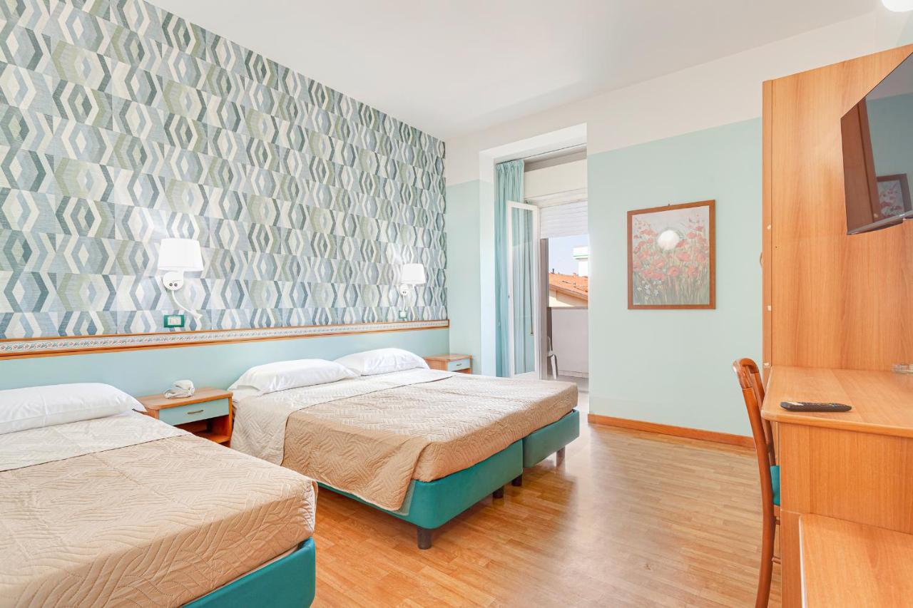 Hotel Fantini 가테오 아 마레 외부 사진